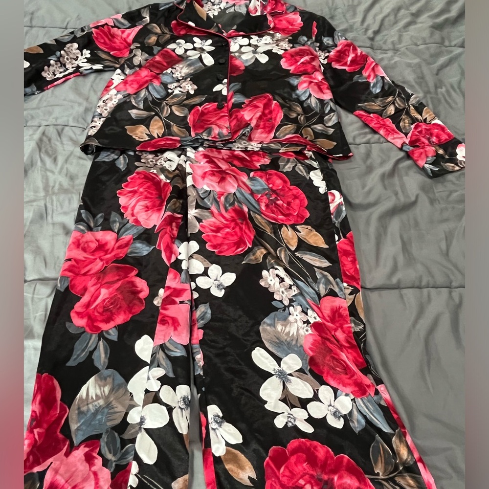 Used silk pajama set